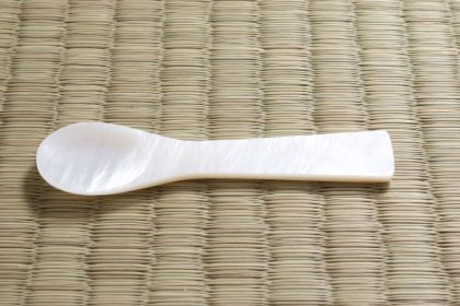 Spoon - Caviar - Mother of Pearl - 9cm